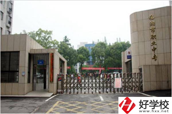 岳陽(yáng)本科率高的中職學(xué)校有哪些？中職生升大學(xué)容易嗎？