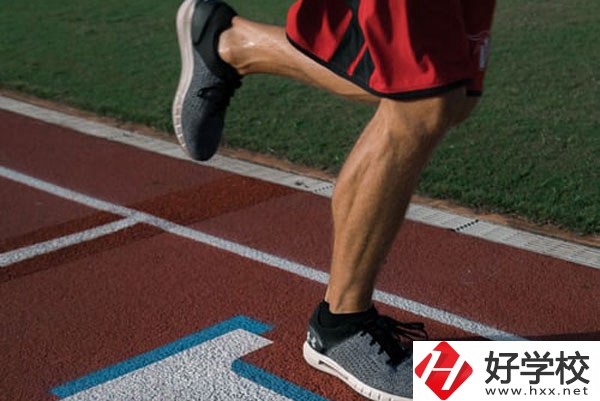 湖南省經(jīng)濟(jì)貿(mào)易職業(yè)中專學(xué)校好不好？宿舍怎么樣？