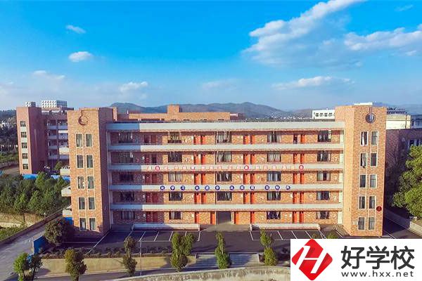 武岡市職業(yè)中專學(xué)校有哪些招生專業(yè)？