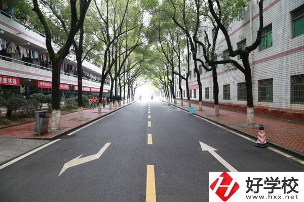 湖南現(xiàn)代物流職院環(huán)境如何？辦學(xué)優(yōu)勢在哪？