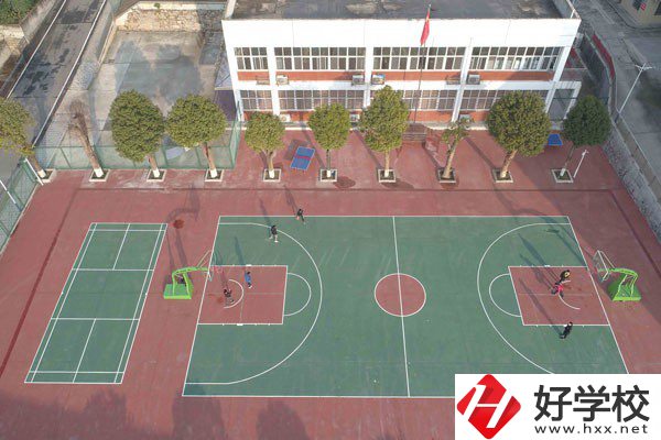 湖南有哪些比較好的公辦職高？學(xué)費(fèi)是多少？