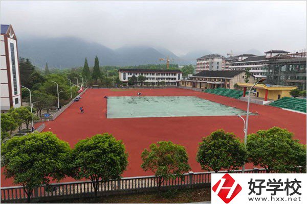 邵陽電商中專有哪些？管理如何？