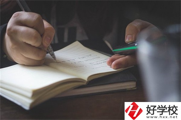 湖南職校讀3+2好還是五年一貫制好？