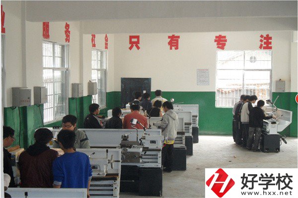懷化的公辦職高有哪些？可以免學(xué)費嗎？