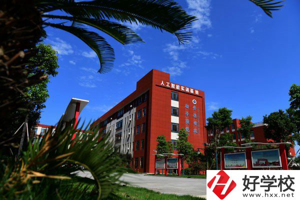岳陽(yáng)有哪些示范中專推薦？有什么辦學(xué)優(yōu)勢(shì)？