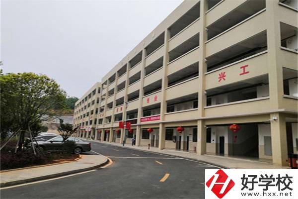 臨武縣職業(yè)中專有哪些專業(yè)？哪個專業(yè)比較好？