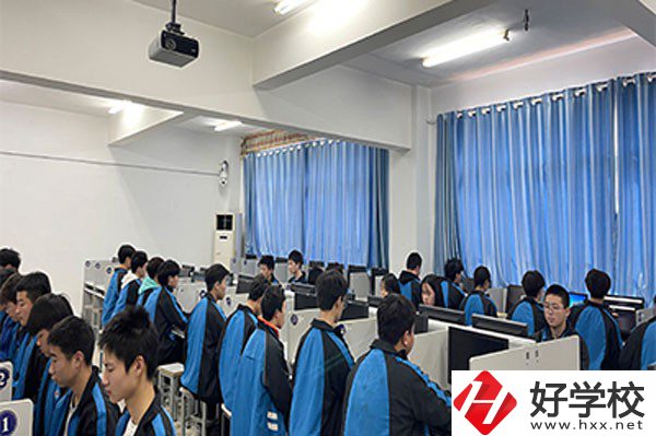 岳陽市網(wǎng)絡(luò)工程職業(yè)學(xué)校專業(yè)有哪些？辦學(xué)特色如何？