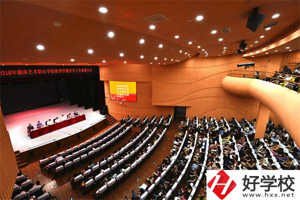 長沙音樂表演專業(yè)比較好的中職有哪些？學(xué)費貴嗎？