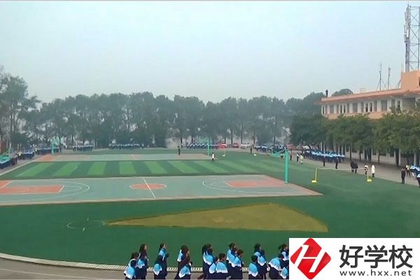 懷化市中方縣中專是公辦還是民辦的？有什么專業(yè)？