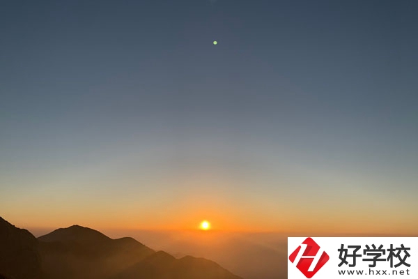 醴陵市陶瓷煙花職業(yè)技術(shù)學(xué)校怎么樣？師資力量如何？