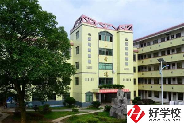 安仁職業(yè)中專怎么樣？有什么辦學(xué)特色？