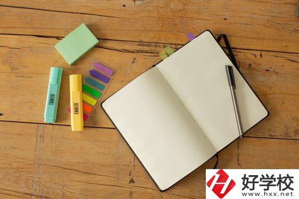 湖南省懷化工業(yè)中等專業(yè)學(xué)校好不好？學(xué)校環(huán)境怎么樣？