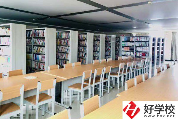 長沙市現(xiàn)代商貿(mào)中等職業(yè)學(xué)校是民辦嗎？師資力量如何？