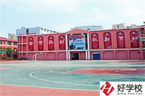 長沙民辦重點中專有哪些？收費如何？