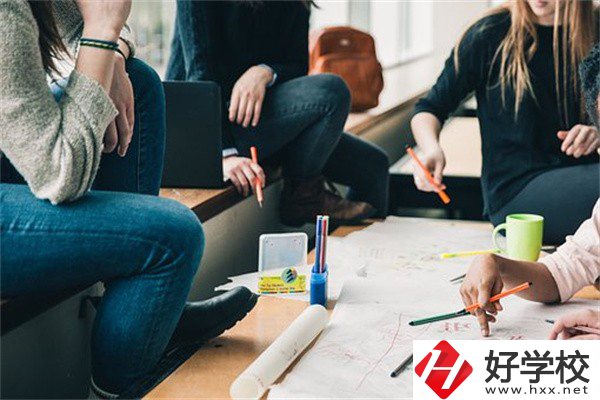 湖南職校讀3+2好還是五年一貫制好？