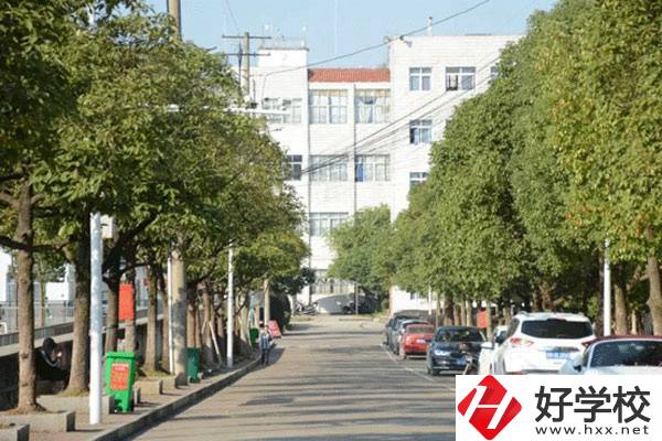 懷化經(jīng)開區(qū)有什么職校？開設(shè)了哪些專業(yè)？