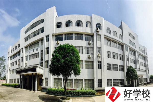 婁底市最好的公辦中專是哪所？有什么辦學(xué)特色？