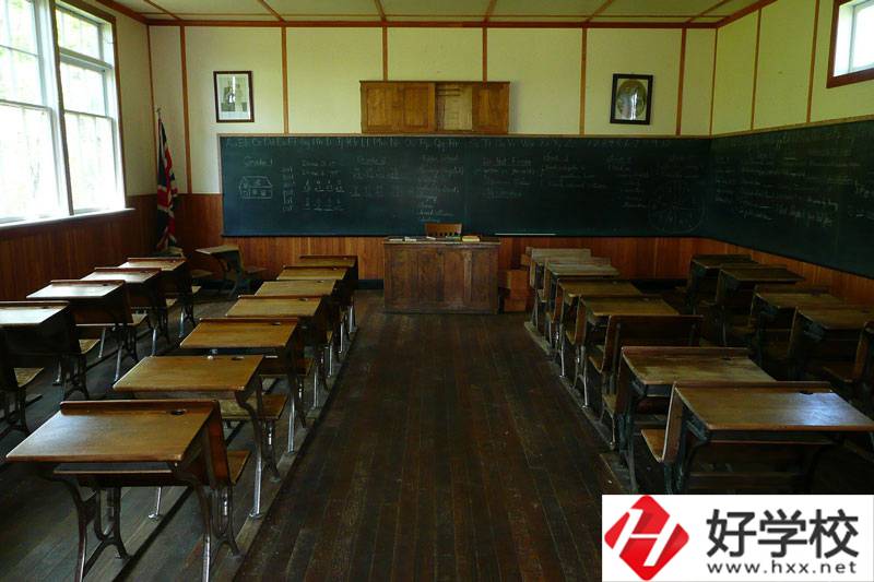 湘西州經濟貿易學校是公辦學校嗎？怎么樣？