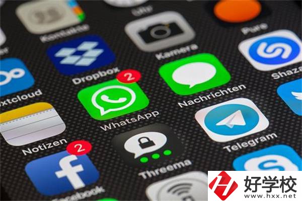 湖南職校學(xué)什么專業(yè)更好就業(yè)？職校生真的容易就業(yè)嗎？