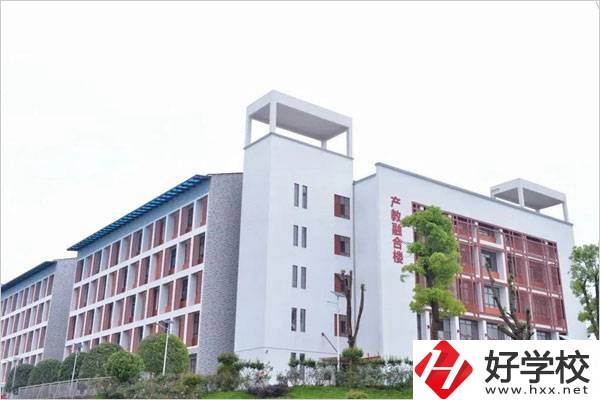 懷化有什么管理比較嚴格的職校？