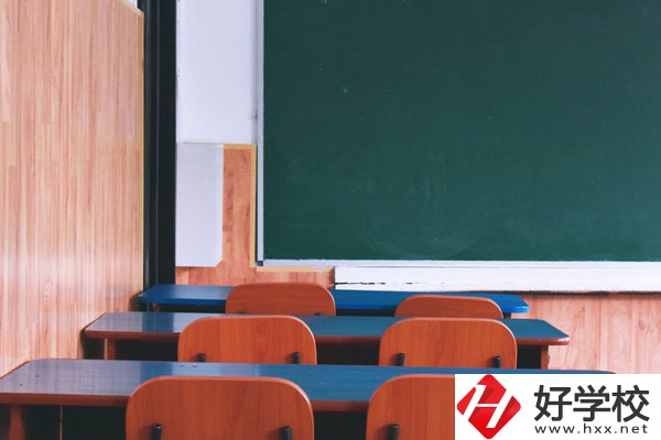 湖南省經(jīng)濟(jì)貿(mào)易職業(yè)中專學(xué)校汽車維修值得學(xué)嗎？