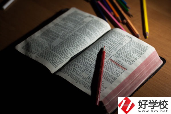 在衡陽想學(xué)廚師？這個(gè)學(xué)校不能錯過！