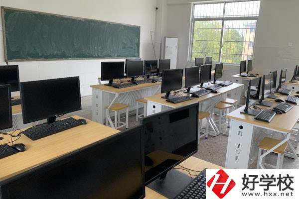 岳陽市君山區(qū)有哪些中專？可以學(xué)什么專業(yè)？