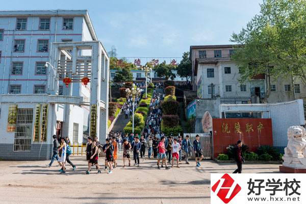 懷化有多少所中專？錄取條件是什么？