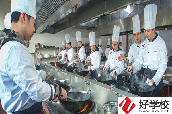 株洲比較好的廚師培訓(xùn)學(xué)校有哪些？烹飪專業(yè)好就業(yè)嗎？