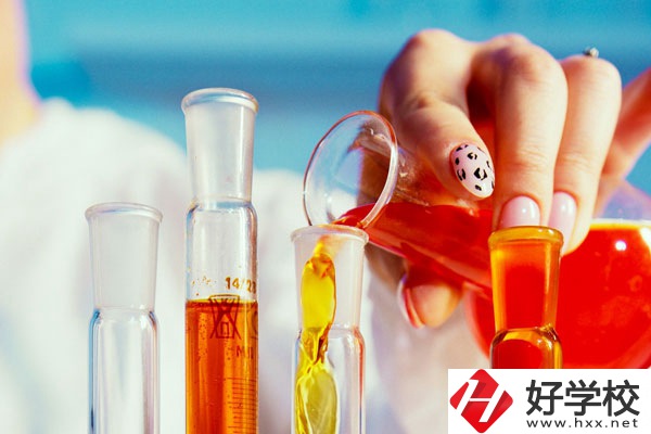 永州湘南旅游學校環(huán)境怎么樣？宿舍好不好？