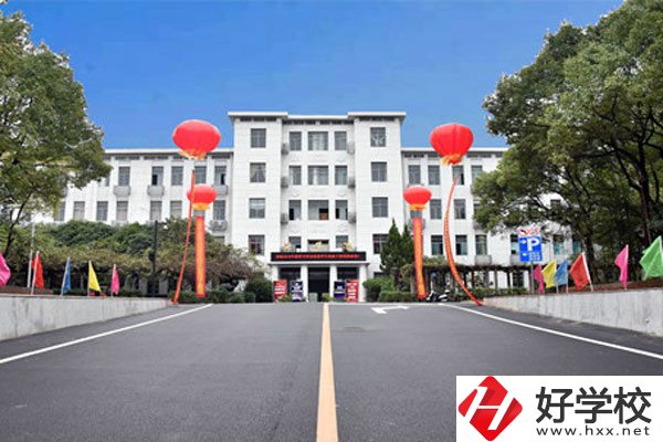 湘潭鋼鐵職業(yè)中等專業(yè)學(xué)校怎么樣？口碑好嗎？