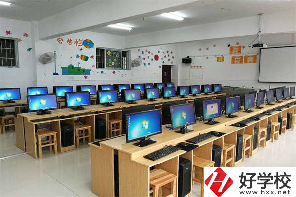 邵陽有適合女生就讀的中專嗎？有什么專業(yè)可以學(xué)習(xí)？