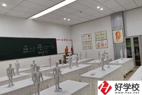 想在婁底學(xué)護(hù)理專業(yè)，看看這所學(xué)校
