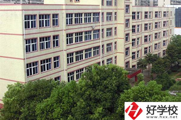 初中畢業(yè)讀中專，郴州工業(yè)交通學(xué)校好不好？